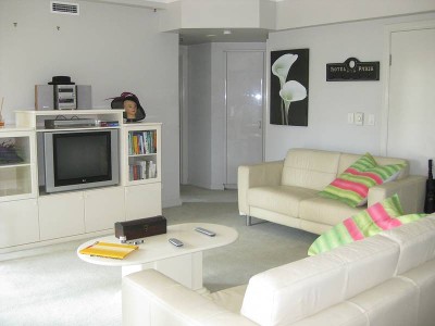 Cute & Cozy Furnished Apartment Picture