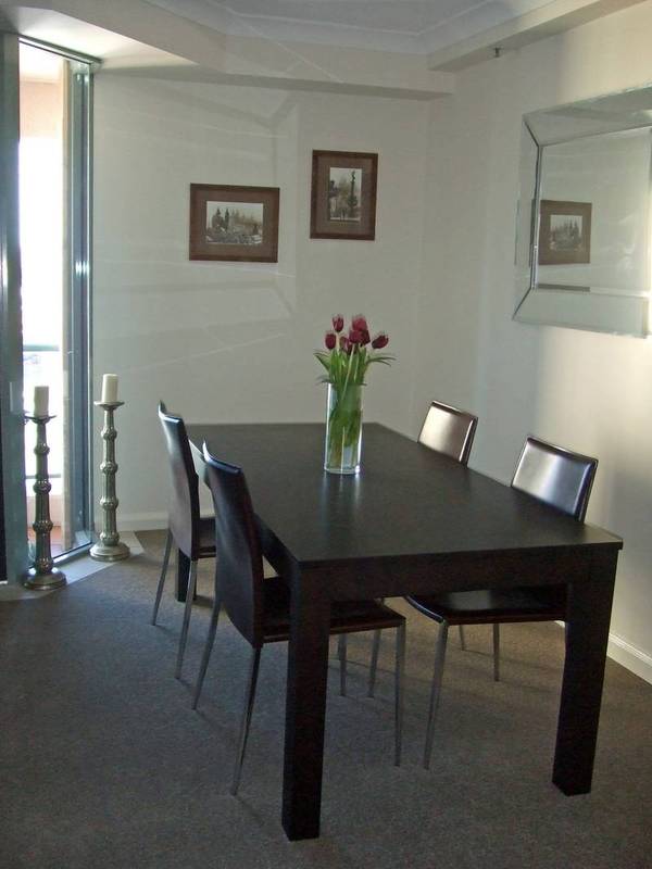 Newly Renovated Two Bedroom Furnished Apartment Picture 1