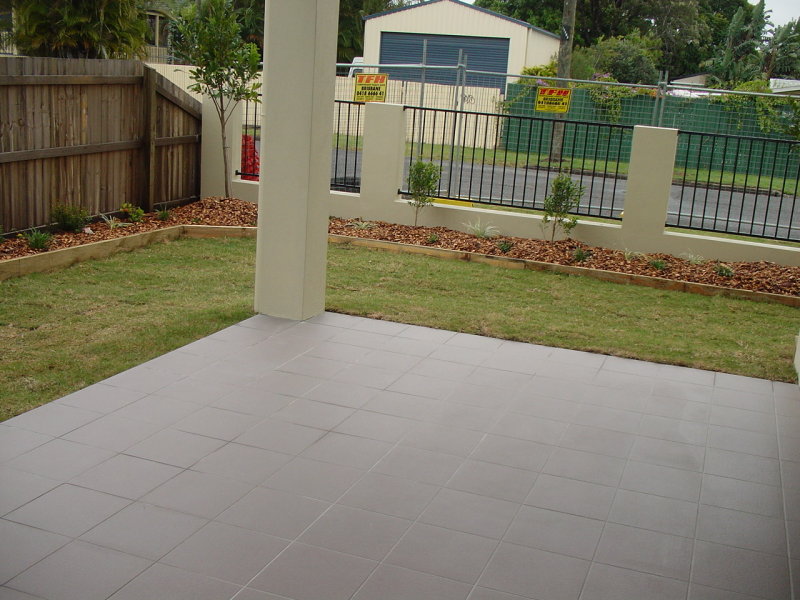 BRAND NEW TWO BED - TWO BATH - LARGE BALCONY - VERY SPACIOUS Picture 1