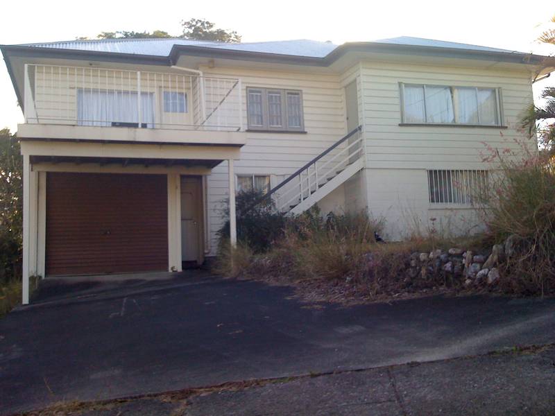 TWO BEDROOM PLUS STUDY / THIRD BEDROOM - AVAILABLE NOW Picture 2