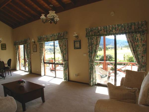 Private Rural Retreat Picture 3