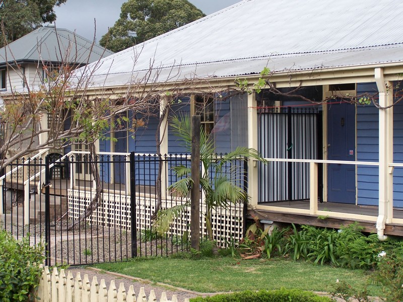 COMMERCIAL LEASE Picture 1