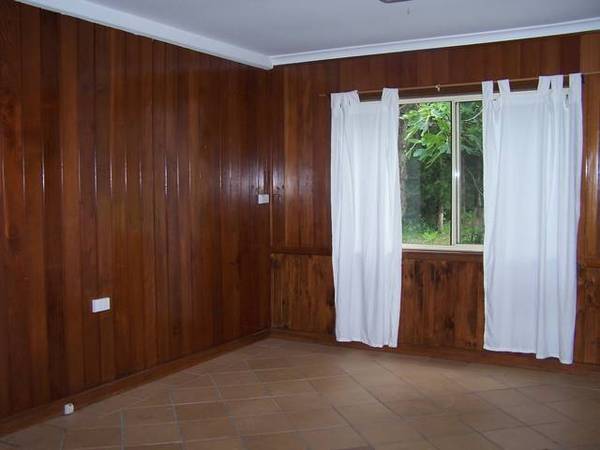 Quaint Converted Dairy Picture 3