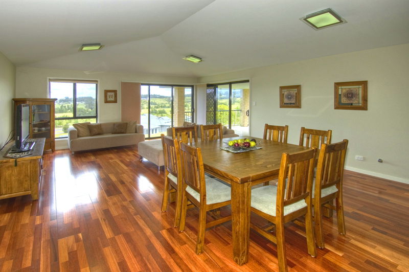 Appealing Family Home Picture 2