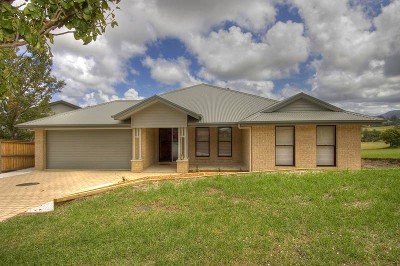 Appealing Family Home Picture Appealing Family Home Picture