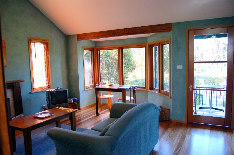 Kangaroo Paw Cottage Picture 1