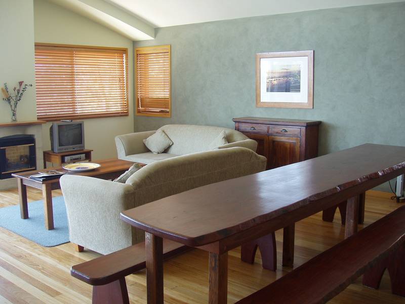 Secret Garden Cottage Picture 3