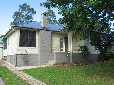 FIRST HOME BUYERS FOR BERRY Picture