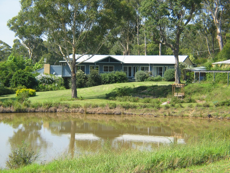 Fabulous Family Acreage Picture 1