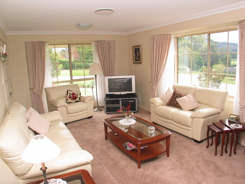 Large, Quality, Low Maintenance Home Picture 3