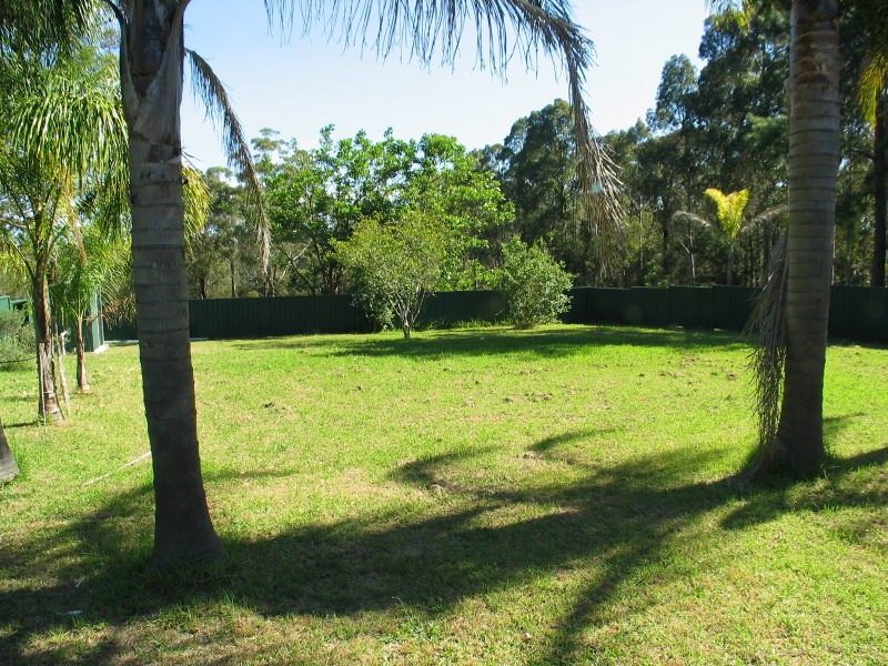 10 ACRES 7 MINUTES TO HUSKISSON Picture 2