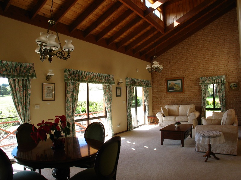 PRIVATE RURAL RETREAT Picture 3