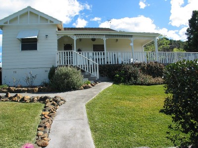 Errington Cottage Picture