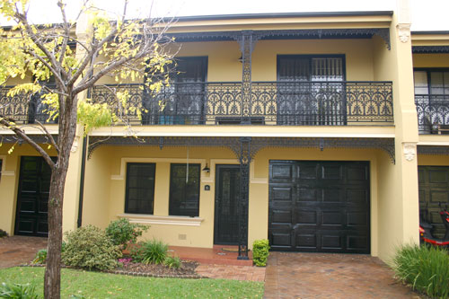 INVESTOR'S SPECIAL! Picture 1