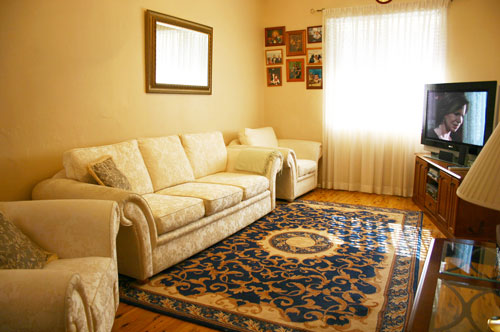 PERFECT FAMILY HOME! Picture 2