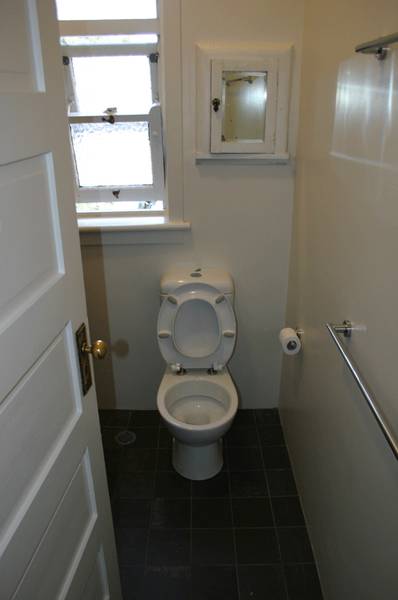 2 Bedroom Unit With Sunroom! Picture 1