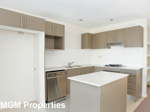 Young & Exciting! Picture