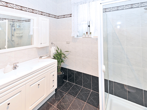 Magnificent Two Storey House! Picture