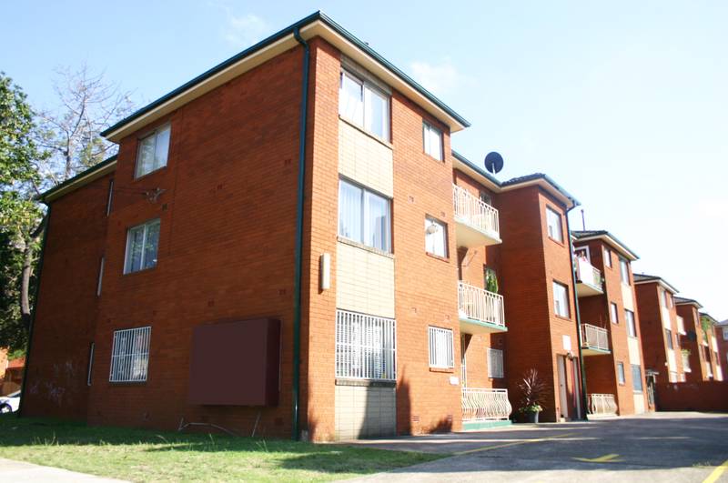 Quality Unit! Picture 1