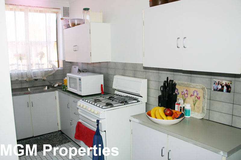 North Facing City Skyline views! Picture 3