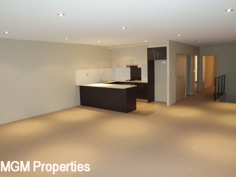 **DEPOSIT TAKEN** Picture 1