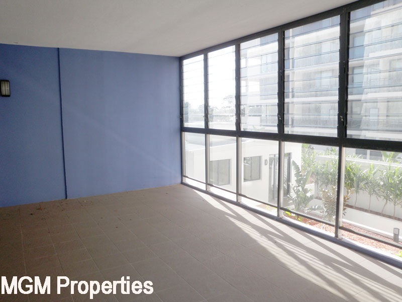 **DEPOSIT TAKEN** Picture 3