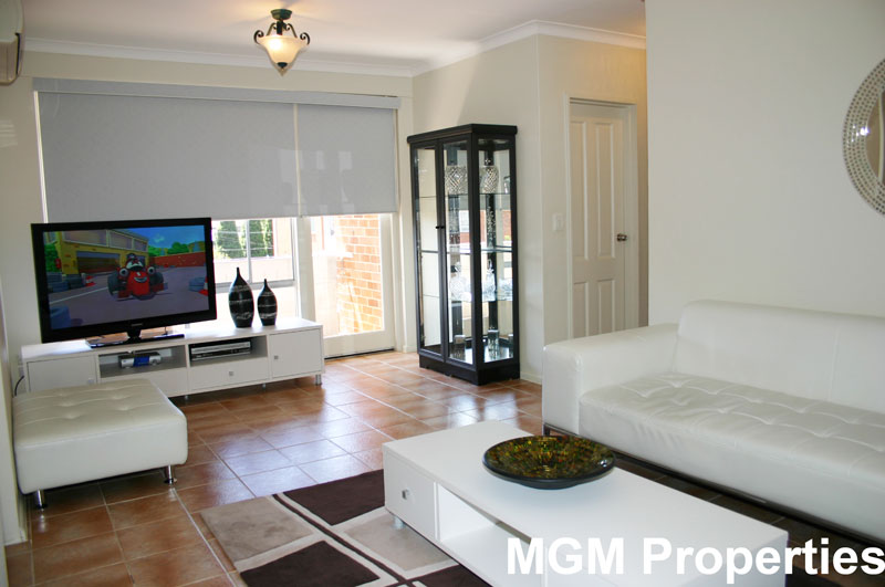 This apartment is sure to get your vote! Picture 1