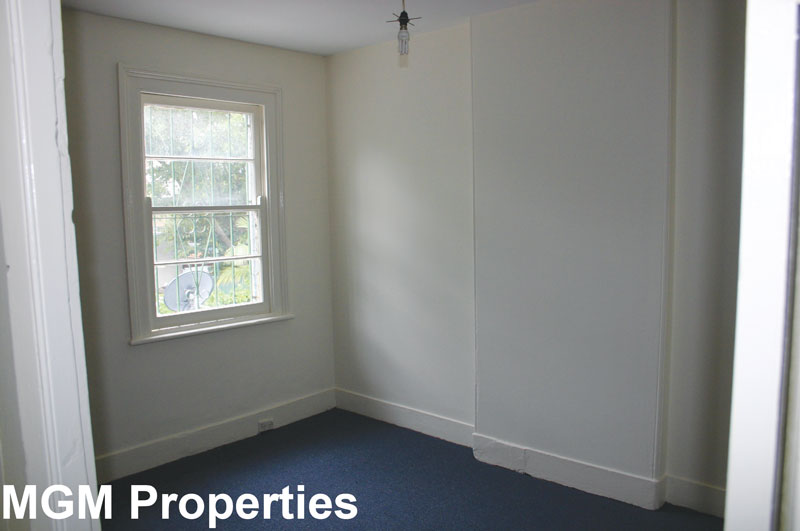 DEPOSIT TAKEN! Picture 3