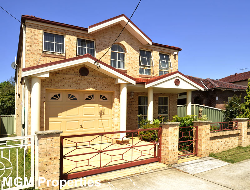 The perfect home for large families! Picture 1