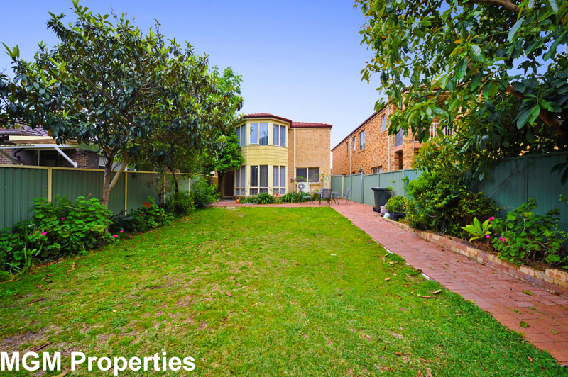 The perfect home for large families! Picture 2