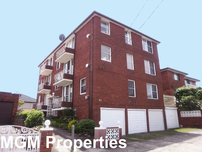 Perfect First Home or Investment! Picture