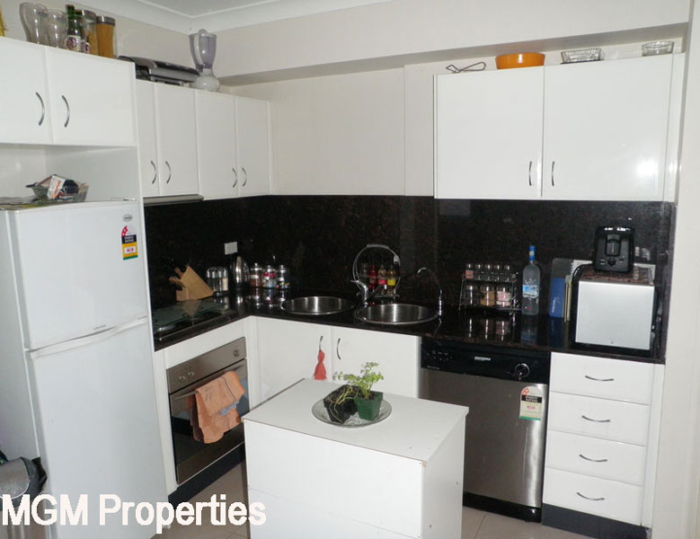 **DEPOSIT TAKEN** Picture 2