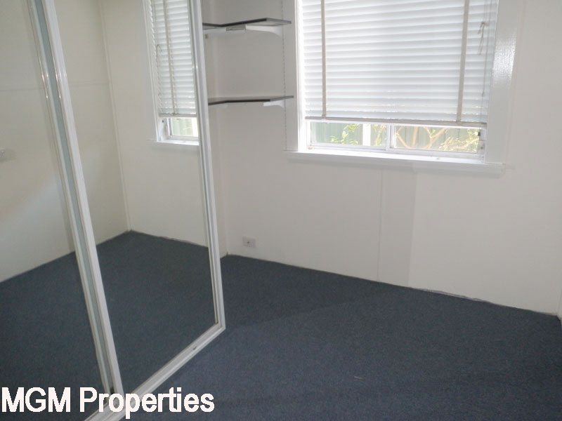 **DEPOSIT TAKEN** Picture 3