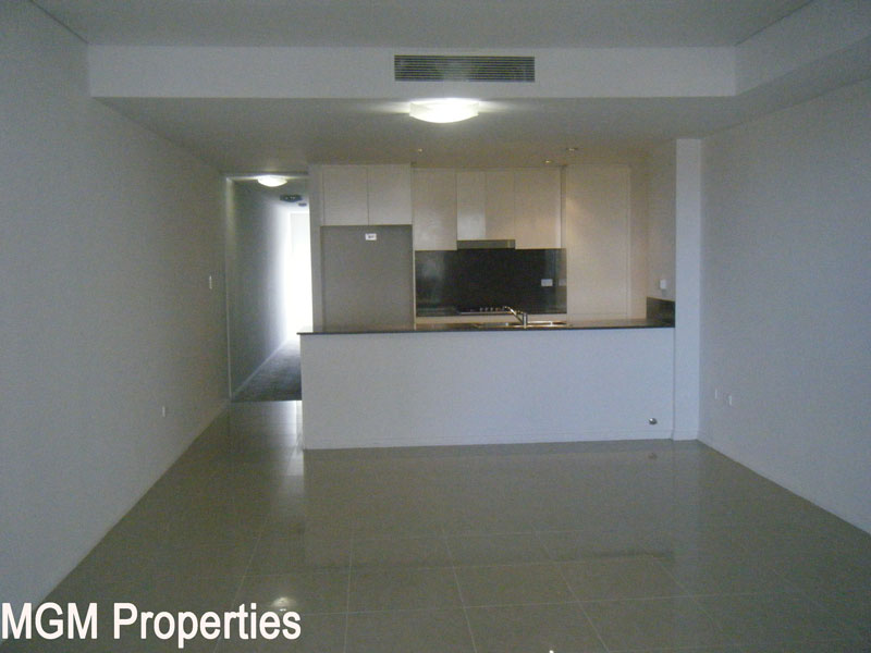 Modern Style Living! Picture 3