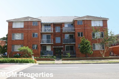 Move Straight In! Picture