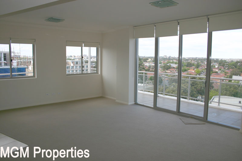 **DEPOSIT TAKEN** Picture 1