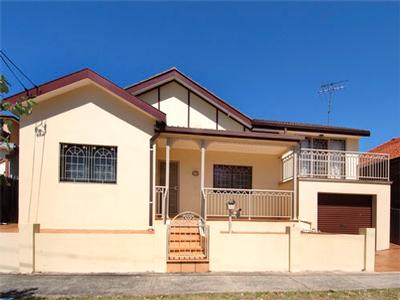 LOCATION! LOCATION! Live & Create! Picture LOCATION! LOCATION! Live & Create! Picture