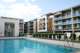 Luxury Living! Picture 2