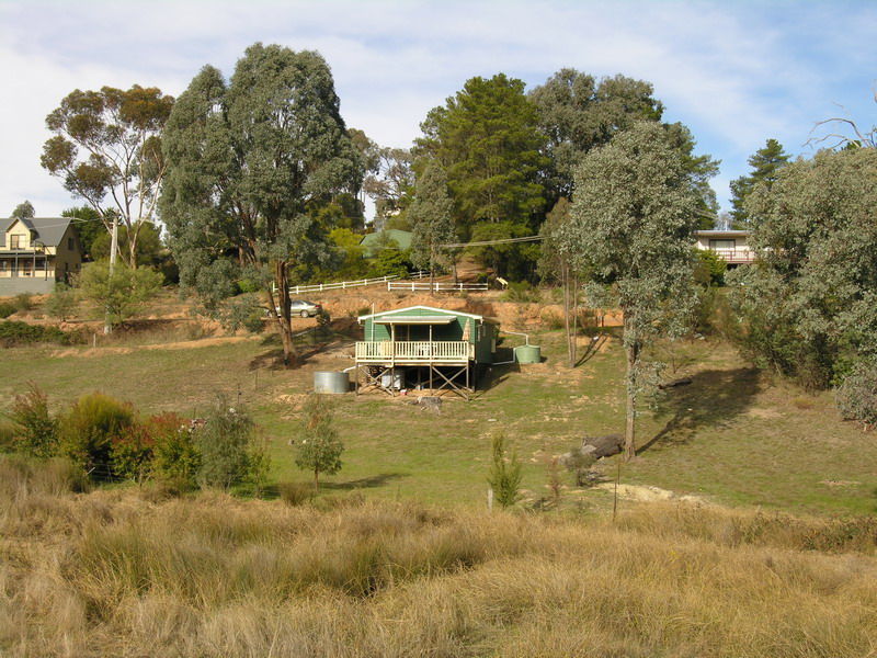 COZY LAKE EILDON HIDEAWAY Picture 3