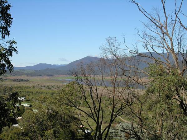 IMPRESSIVE CONTEMPORARY RESIDENCE Picture IMPRESSIVE CONTEMPORARY RESIDENCE Picture