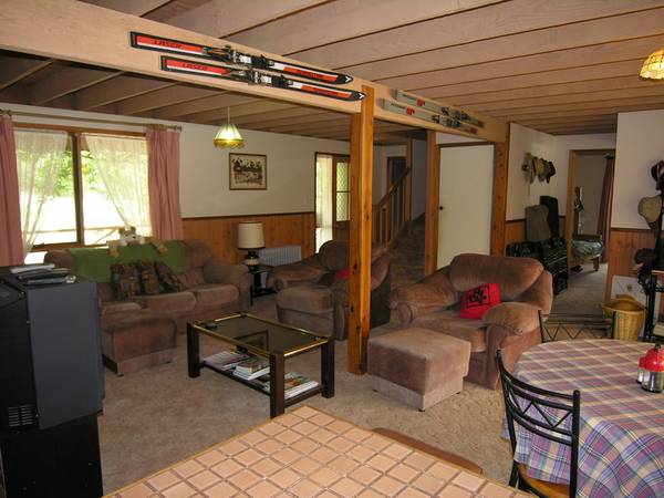 HOLIDAY OR "LIVE-IN" - BEAUTIFUL HOWQUA INLET Picture 3