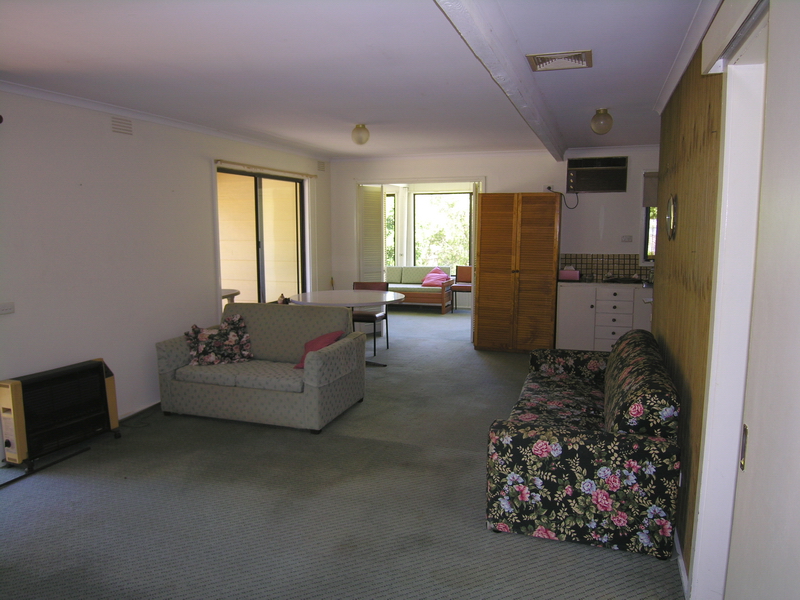 GOUGHS BAY - EXCELLENT VALUE BUY! Picture 2