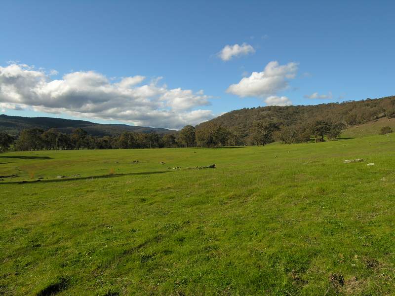 100 ACRES - SOLD ! Picture 1