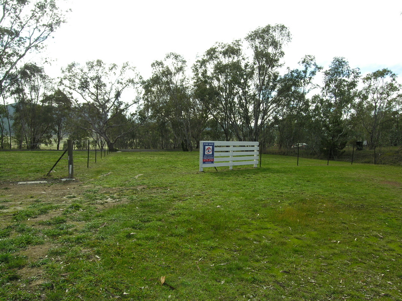 BONNIE DOON - POSITION AND VALUE! Picture 1