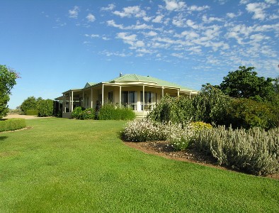 HIGH COUNTRY ELEGANCE Picture