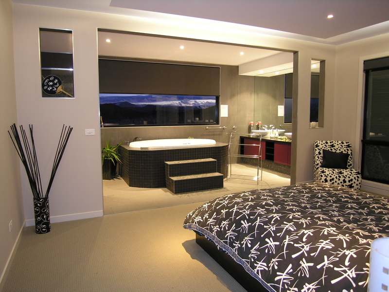 SENSATIONAL MOUNTAIN & LAKE RETREAT Picture 2