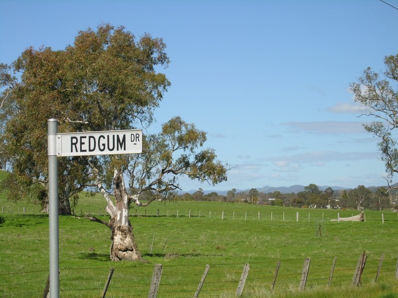 PERFECT POSITION - RIGHT PRICE Picture 2