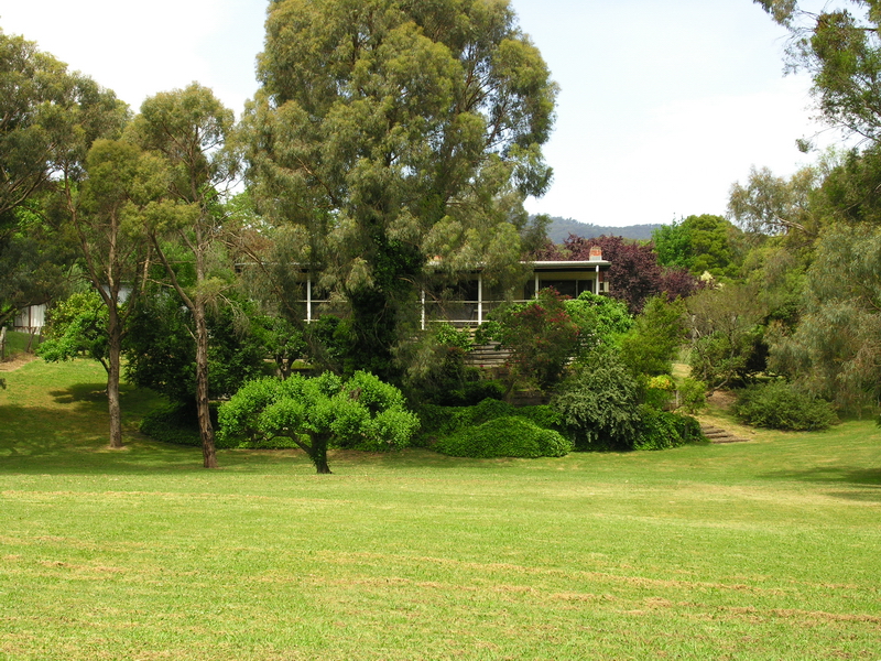 JAMIESON RIVER FRONTAGE Picture 1