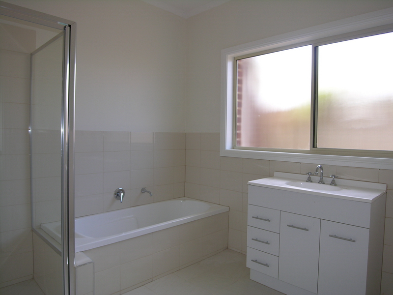 OUTSTANDING LOCATION Picture 3