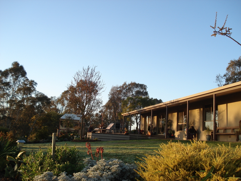 LIFESTYLE ELEGANCE WITH SPECTACULAR VIEWS Picture 1